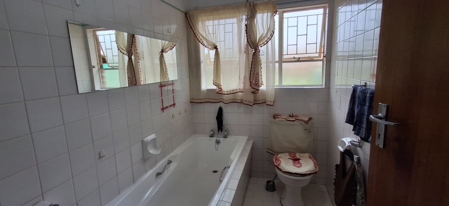 3 Bedroom Property for Sale in Pellissier Free State